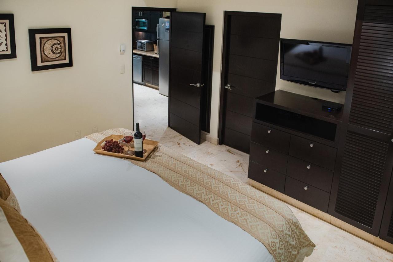 El Taj Oceanfront And Beachside Condo Hotel Playa del Carmen Dış mekan fotoğraf