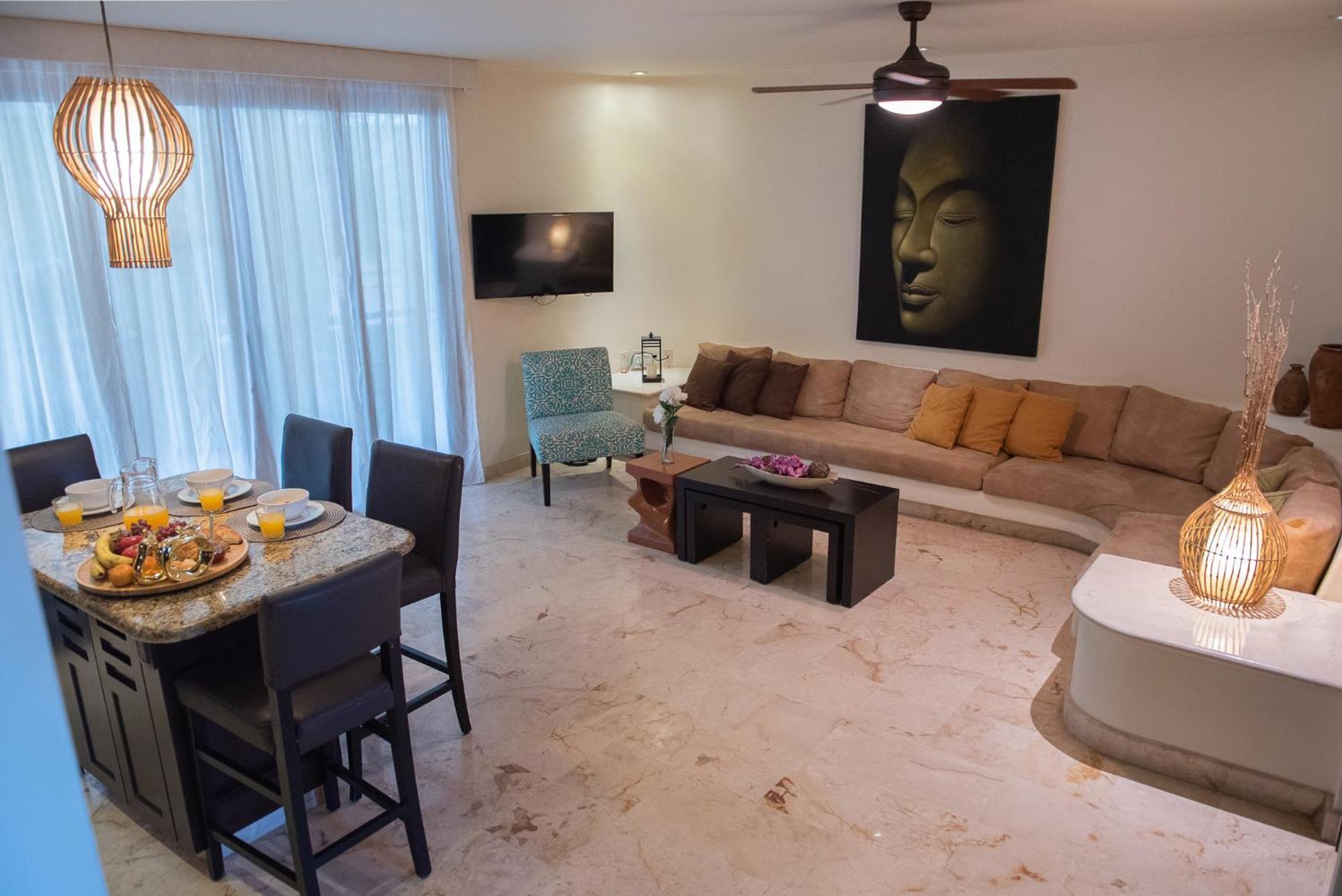 El Taj Oceanfront And Beachside Condo Hotel Playa del Carmen Oda fotoğraf